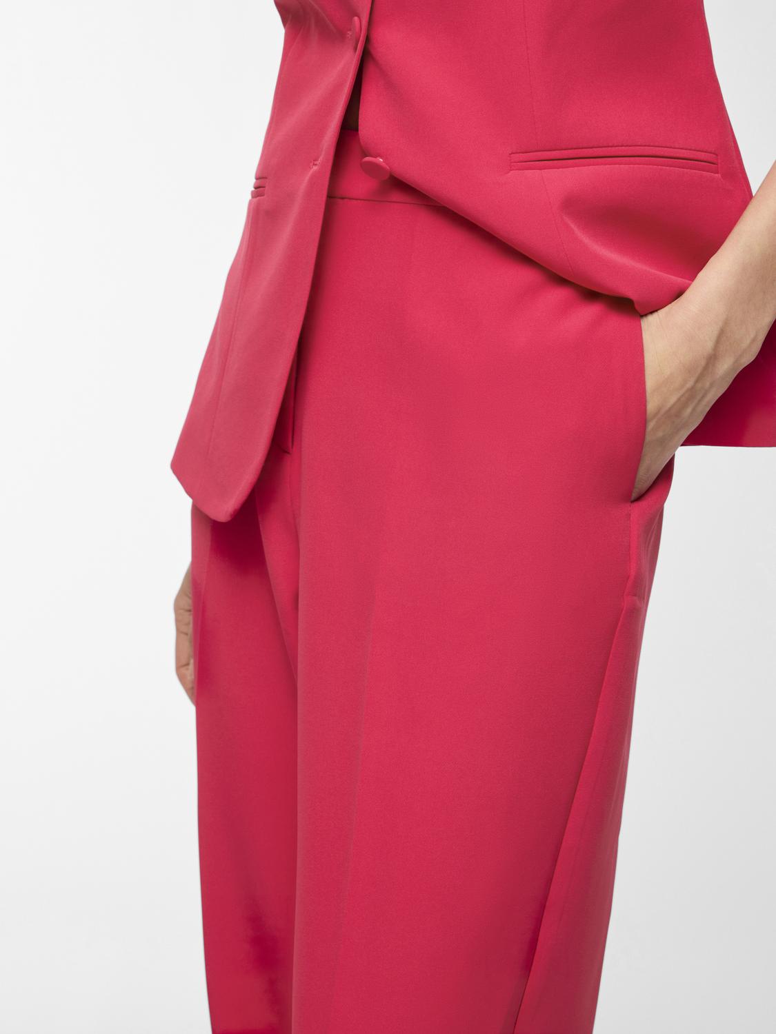 model_shot-detail